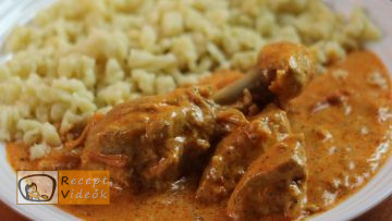 Tejfölös csirkepaprikás recept, tejfölös csirkepaprikás elkészítése - Recept Videók