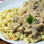 Tejfölös gombapörkölt recept, tejfölös gombapörkölt elkészítése - Recept Videók