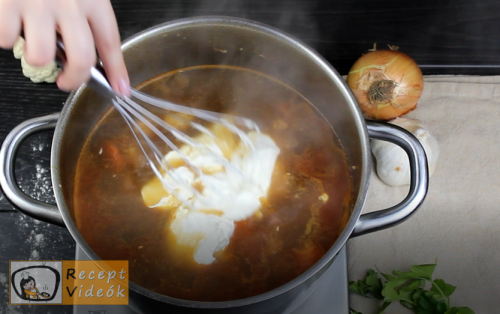 Tejfölös karfiolleves recept, tejfölös karfiolleves elkészítése 11. lépés