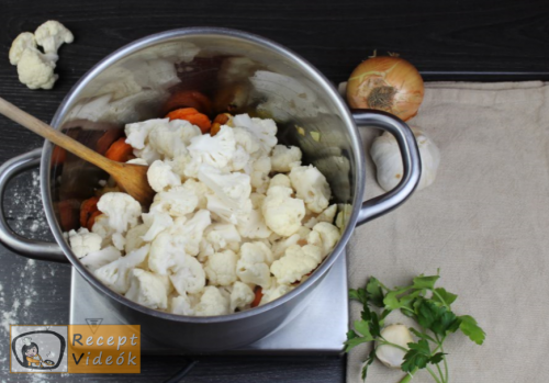 Tejfölös karfiolleves recept, tejfölös karfiolleves elkészítése 4. lépés