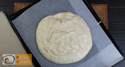 Lekváros piskótatekercs recept, lekváros piskótatekercs elkészítése 5. lépés