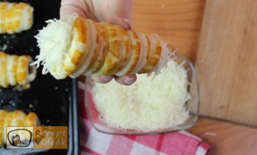 Sajtos roló recept, sajtos roló elkészítése 13. lépés