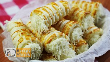 Sajtos roló recept, sajtos roló elkészítése - Recept Videók