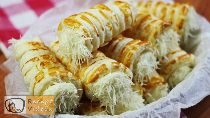 Sajtos roló recept, sajtos roló elkészítése - Recept Videók