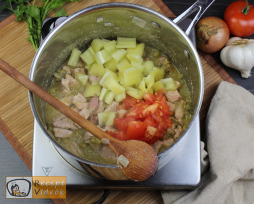 Zöldborsós tokány recept, zöldborsós tokány elkészítése 5. lépés