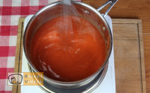 Paradicsomos húsgombóc recept, paradicsomos húsgombóc elkészítése 6. lépés