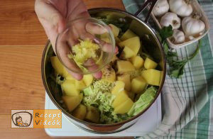 Kelkáposzta főzelék recept, kelkáposzta főzelék elkészítése 3. lépés