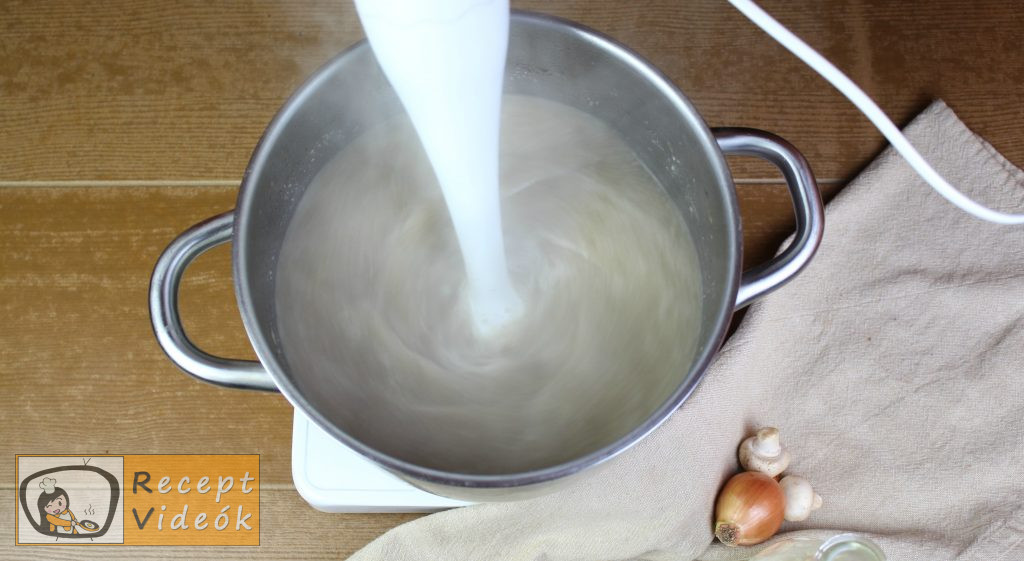 Gombakrémleves recept, gombakrémleves elkészítése 6. lépés