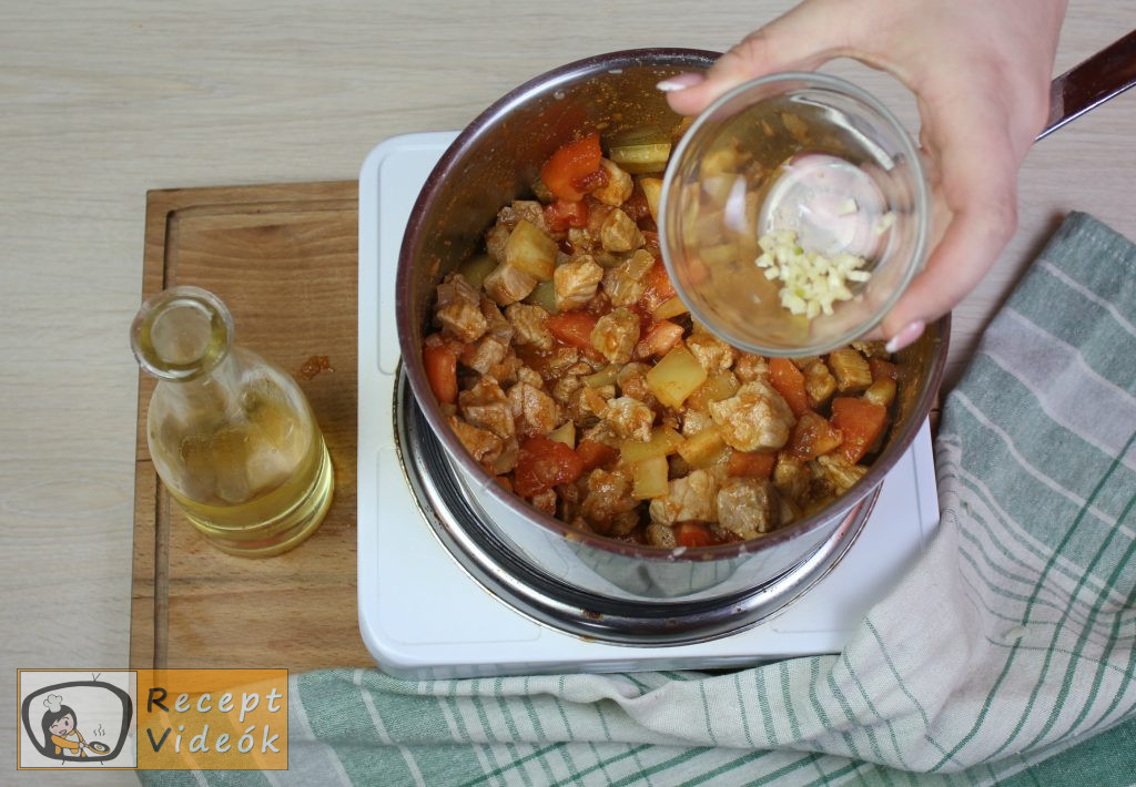 Bácskai rizseshús recept, bácskai rizseshús elkészítése 6. lépés