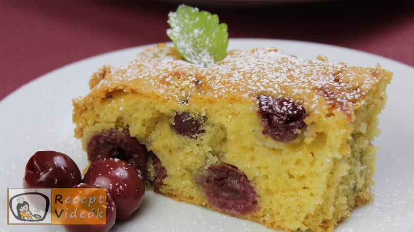 Kevert tésztás meggyes pite