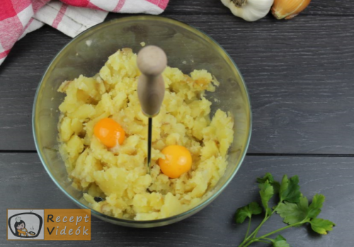 Burgonyakrokett recept, burgonyakrokett elkészítése 2. lépés