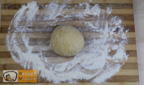 Lekváros derelye (barátfüle) recept, lekváros derelye (barátfüle) elkészítése 3. lépés