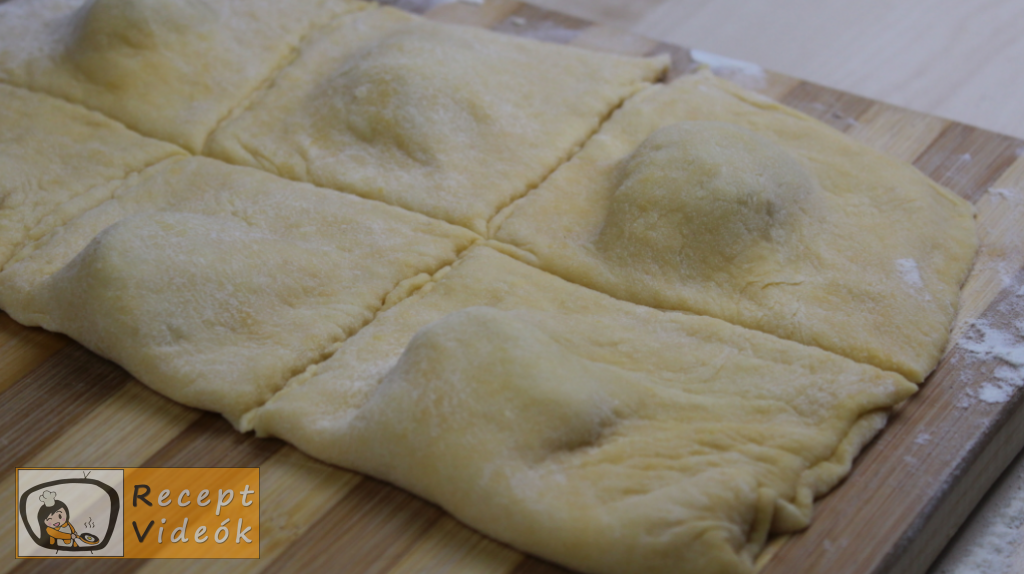 Lekváros derelye (barátfüle) recept, lekváros derelye (barátfüle) elkészítése 5. lépés