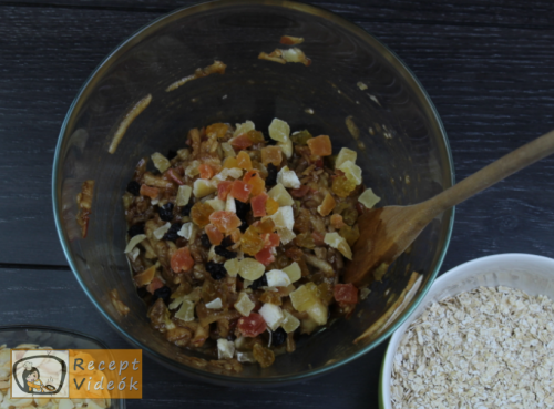 Müzliszelet házilag recept, müzliszelet házilag elkészítés 4. lépés