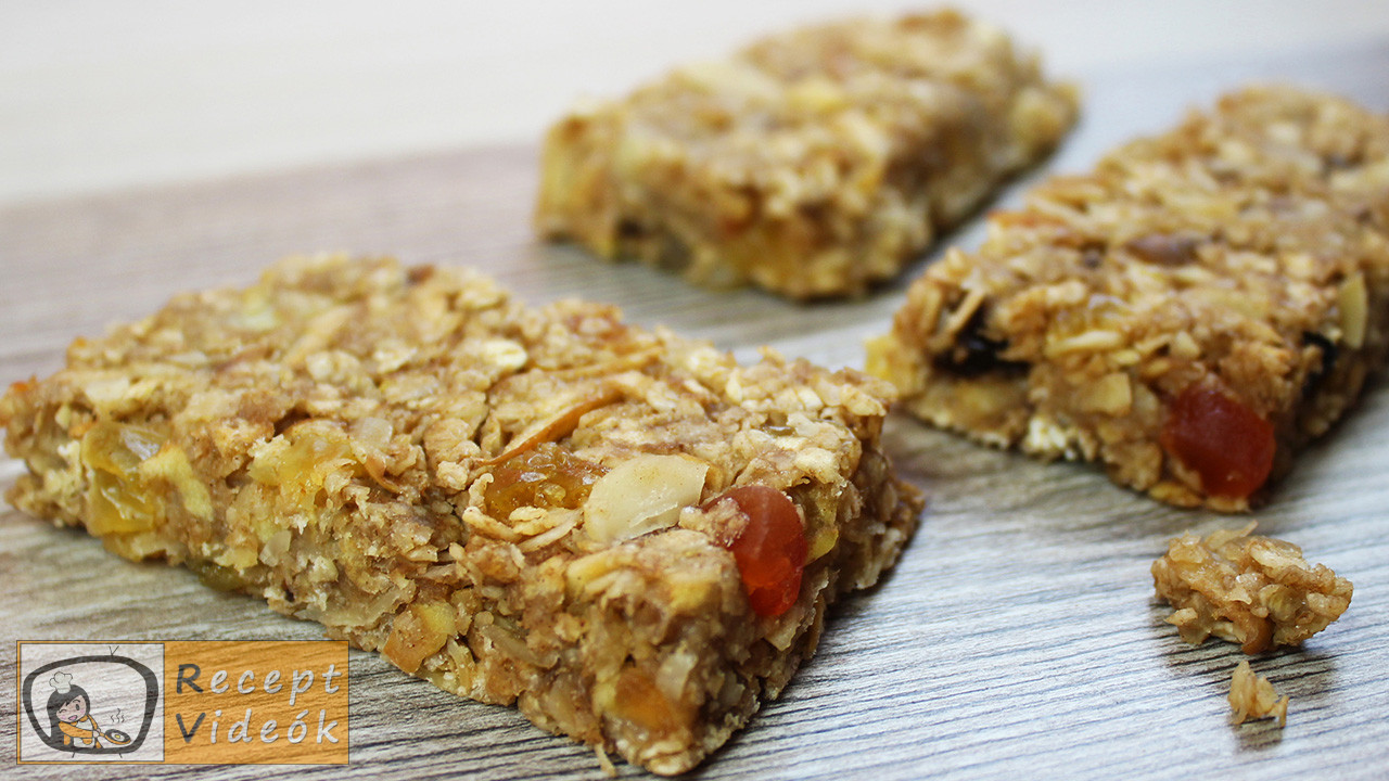 Müzliszelet házilag recept, müzliszelet házilag elkészítés - Recept Videók Müzliszelet házilag recept, müzliszelet házilag elkészítés - Recept Videók