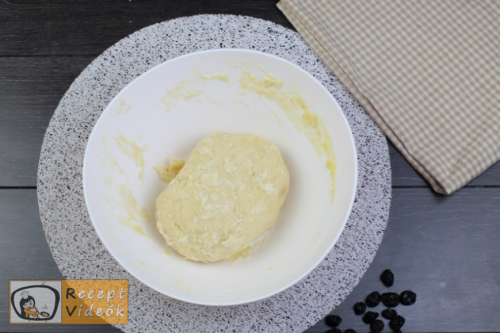 Túrós batyu recept, túrós batyu elkészítése 4. lépés