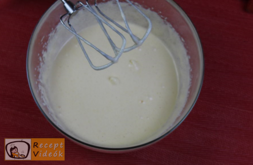 Valentin napi süti recept - valentin-napi mini vörös bársony torta elkészítése 3. lépés 