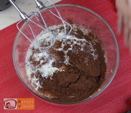 Valentin napi süti recept - Szerelem Muffin elkészítése 3. lépés 