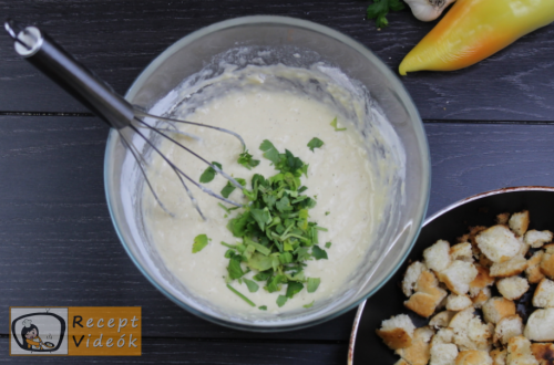 Zsemlegombóc recept, zsemlegombóc elkészítése 5. lépés