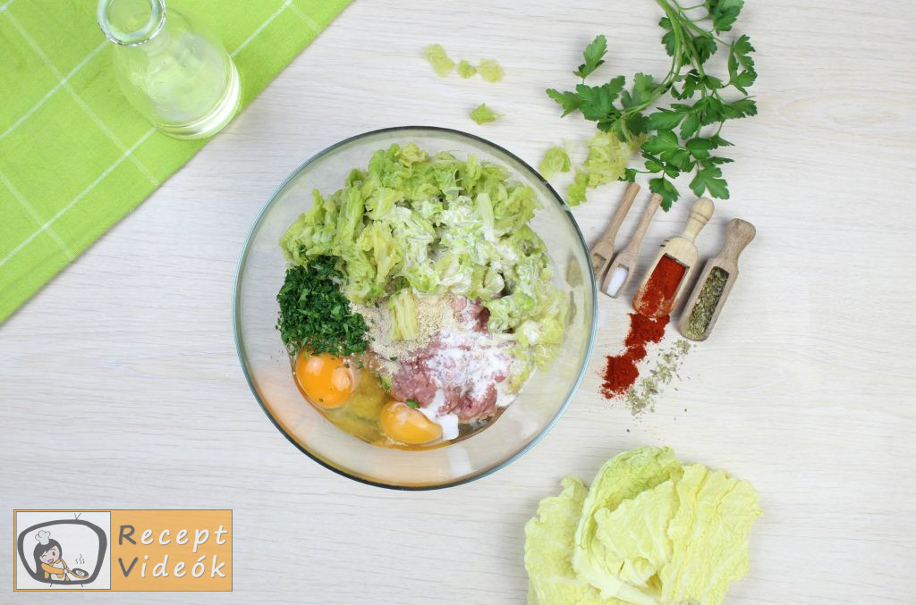 Kelkáposztás húsgombóc recept, kelkáposztás húsgombóc elkészítése 1. lépés