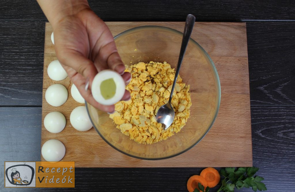 Húsvéti diy kreatív recept ötletek - kreatív tojásfalatok (csibe, kakas) 1. lépés