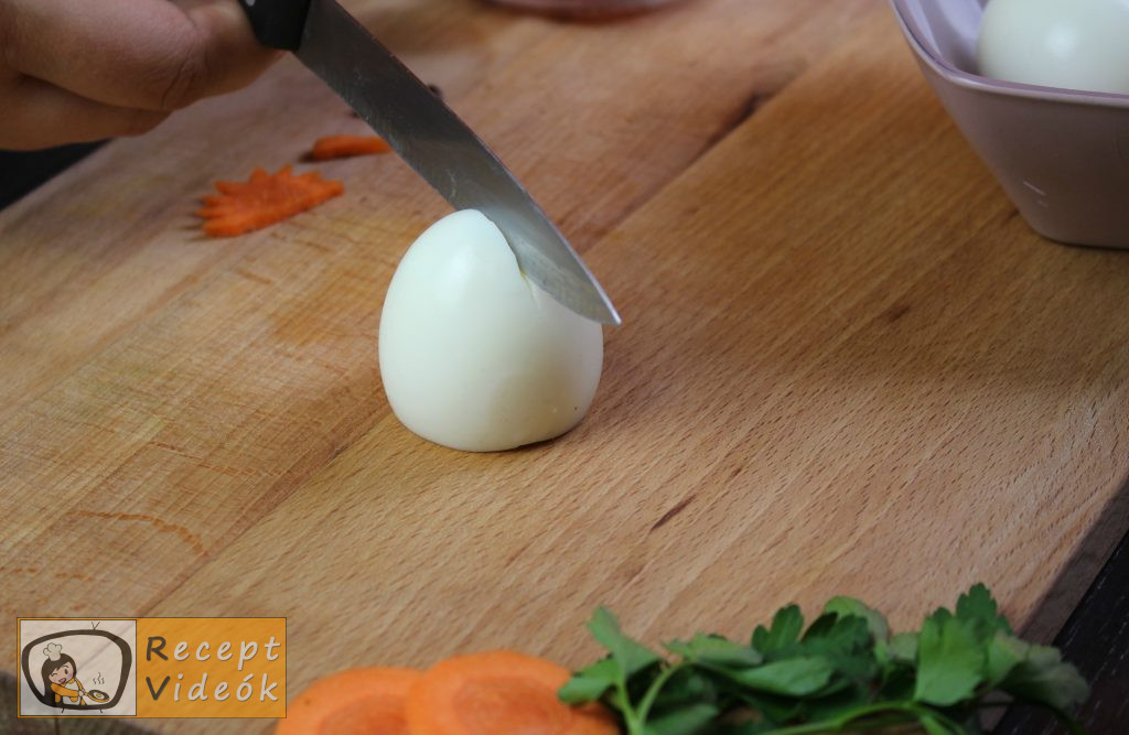 Húsvéti diy kreatív recept ötletek - kreatív tojásfalatok (csibe, kakas) 6. lépés