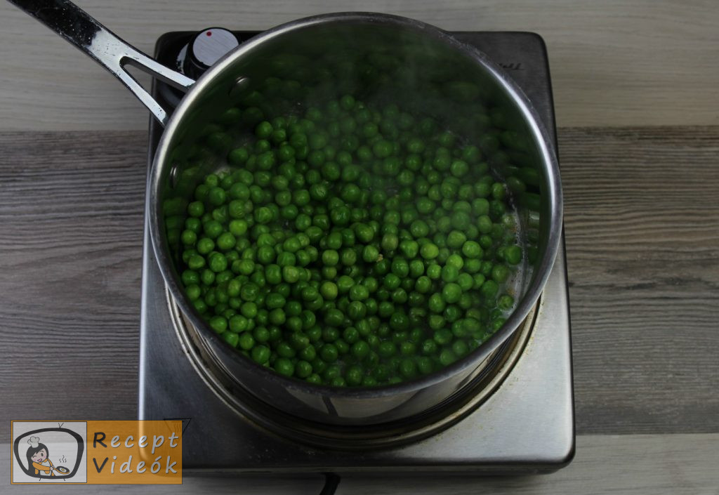 Zöldborsó krémleves recept, zöldborsó krémleves elkészítése 2. lépés