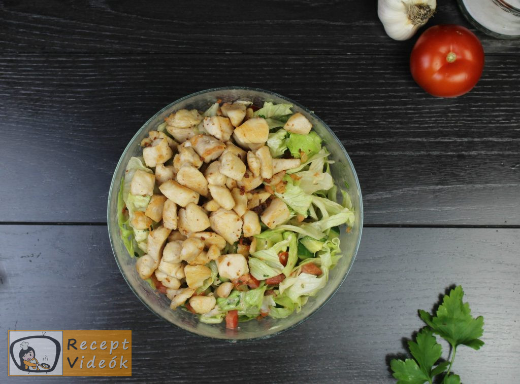 Cézár saláta recept, cézár saláta elkészítése 4. lépés