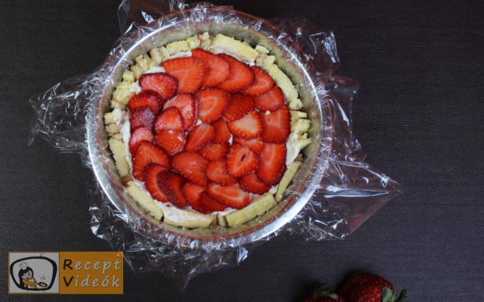 Epres-krémsajtos torta recept, epres-krémsajtos torta elkészítése 12. lépés