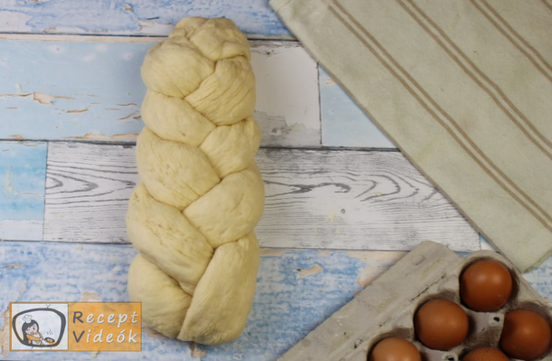 Fonott kalács recept, fonott kalács elkészítése hetedik lépés