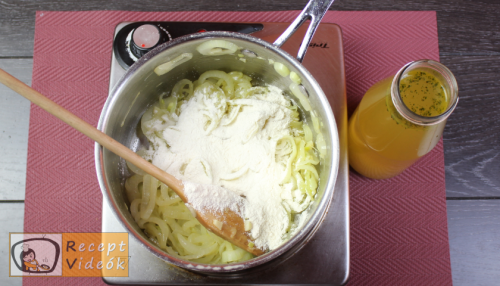 Francia hagymaleves recept, francia hagymaleves elkészítése 3. lépés