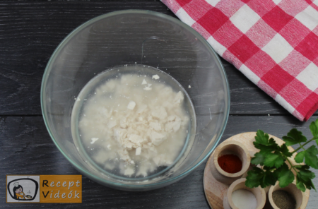Házi kenyér recept, házi kenyér elkészítése 1. lépés