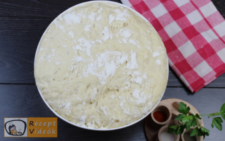 Házi kenyér recept, házi kenyér elkészítése 6. lépés