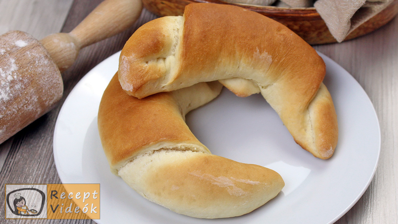 Házi kifli recept, házi kifli elkészítése - Recept Videók Házi kifli recept, házi kifli elkészítése - Recept Videók