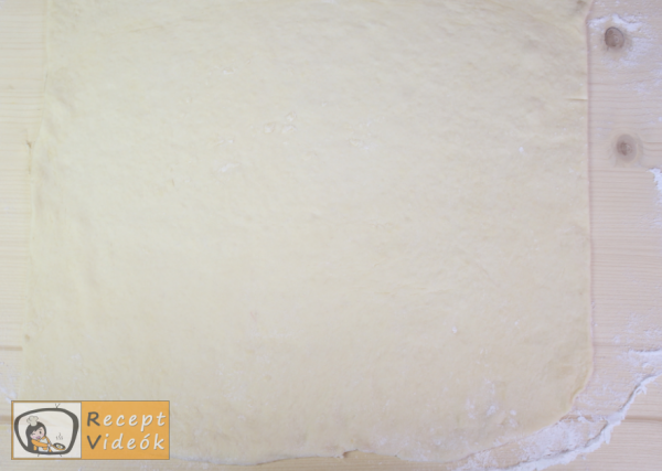 Lekváros bukta recept, lekváros bukta elkészítése 4. lépés