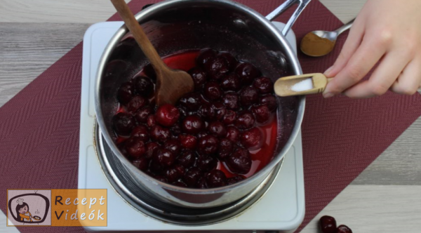 Meggyszósz (meggymártás) recept, meggyszósz (meggymártás) elkészítése 2. lépés