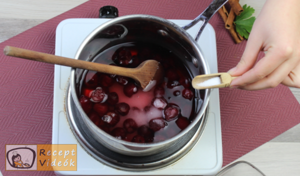 Meggyszósz (meggymártás) recept, meggyszósz (meggymártás) elkészítése 3. lépés