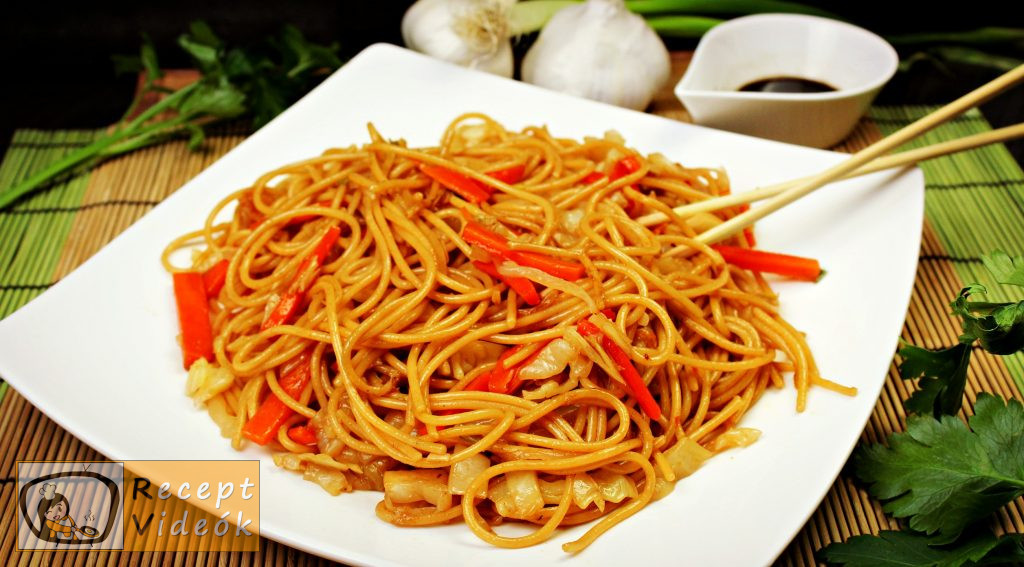 Kínai zöldséges tészta recept, kínai zöldséges tészta elkészítése - Recept Videók