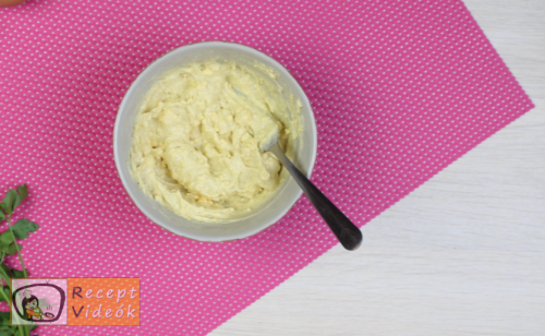 Tojásos-sonkás sajttekercs recept elkészítése 6. lépés