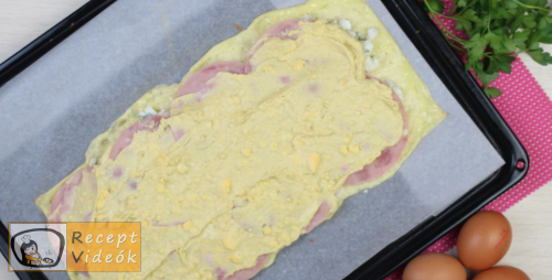 Tojásos-sonkás sajttekercs recept elkészítése 9. lépés