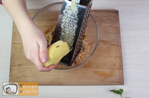 Juhtúrós sztrapacska recept, juhtúrós sztrapacska elkészítése 1. lépés