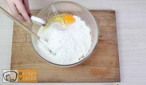 Juhtúrós sztrapacska recept, juhtúrós sztrapacska elkészítése 4. lépés