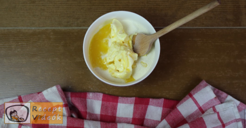Kelt édes fészek túróval recept elkészítése 6. lépés
