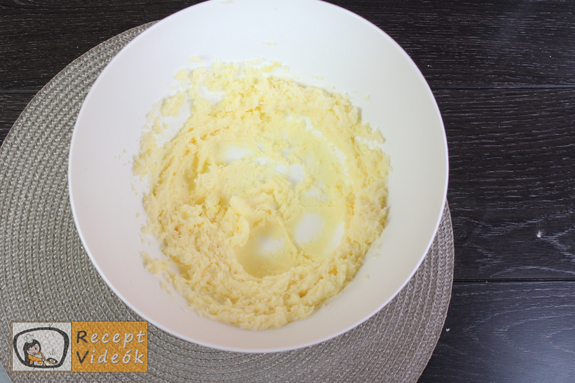 Őszibarack süti recept, őszibarack süti elkészítése 2. lépés