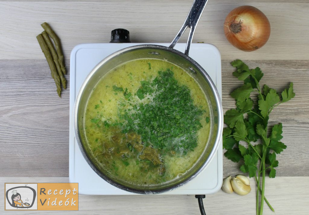 Spárgakrémleves recept, spárgakrémleves elkészítése 4. lépés