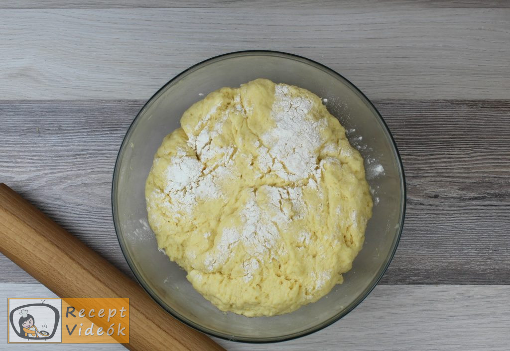 Sajtos croissant recept, sajtos croissant elkészítése 2. lépés