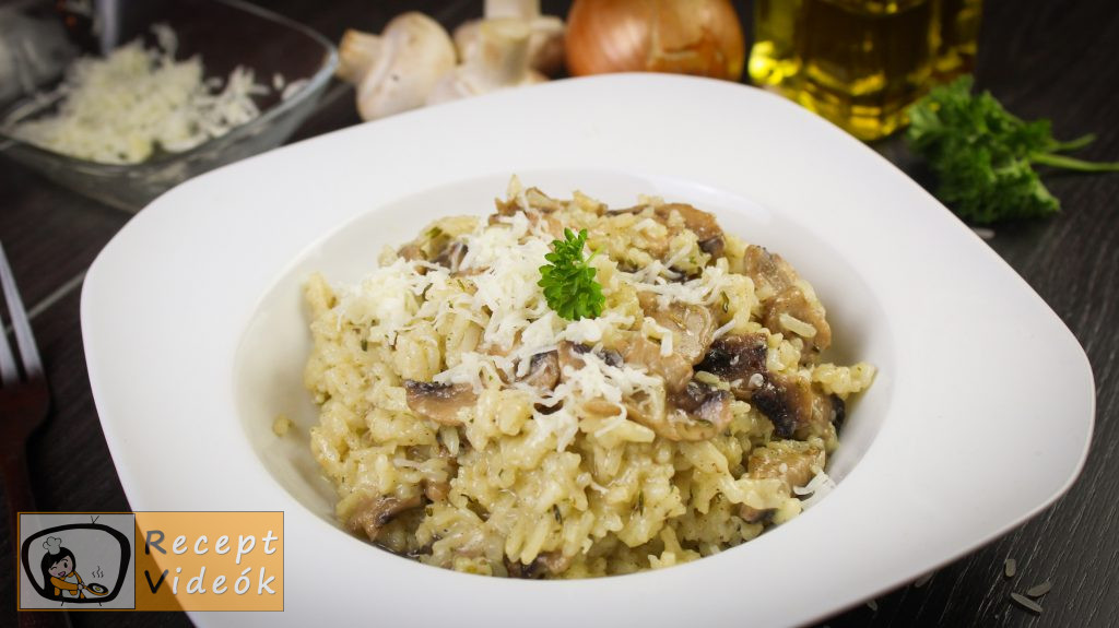 Pirított gombás rizottó recept elkészítése - Recept Videók