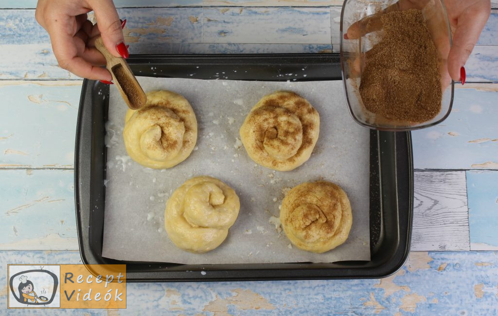 Fahéjas-cukros briós recept elkészítése 5. lépés