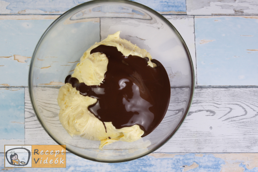 Kinder bueno torta recept elkészítése 11. lépés