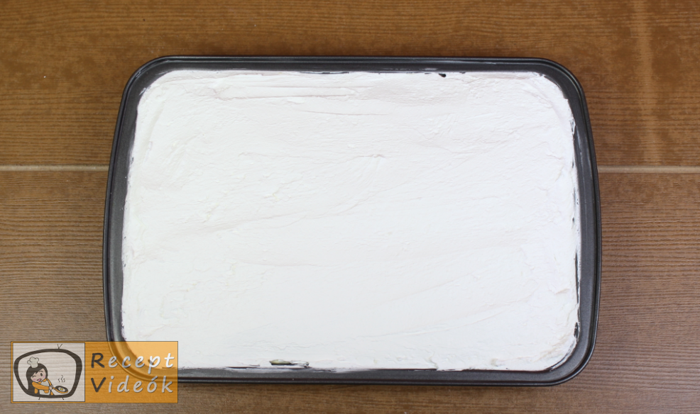 Meggyes szelet (sütés nélkül) recept elkészítése 12. lépés